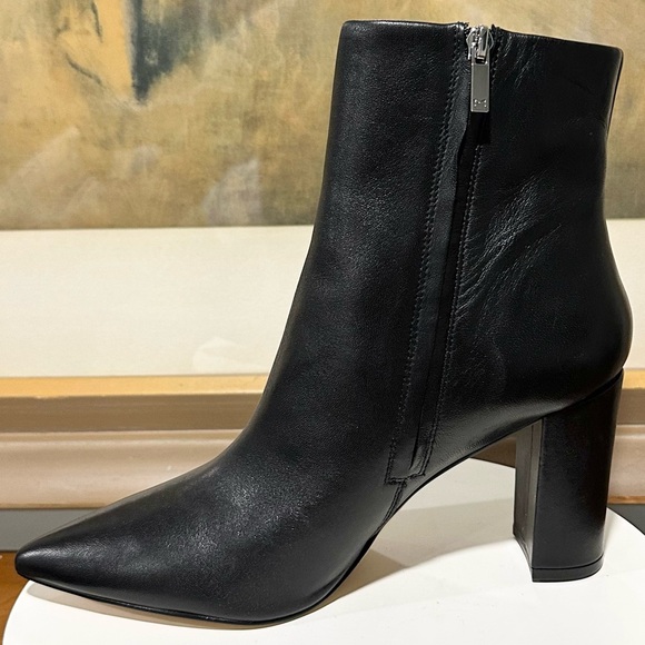 🌸MARC FISHER🌸 Ulani 81MM Leather Ankle Boots Size: 11M - Picture 5 of 15